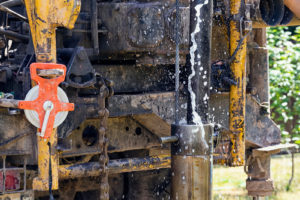 Sistema de bombeo automático en proceso minero